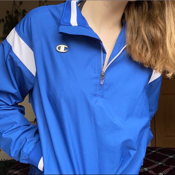 size S royal blue champion wind breaker 🦋🥶 - Picture 2 of 4